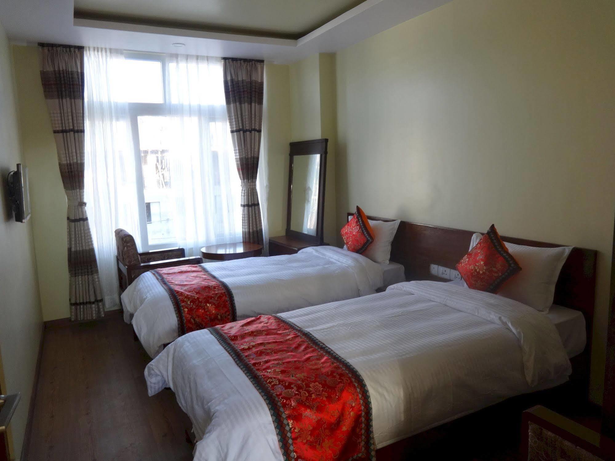 Hotel Osho Home Katmandu Dış mekan fotoğraf